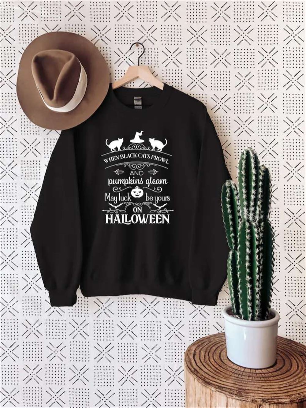 When Black Cats Prowl Halloween Sweatshirt T Shirt