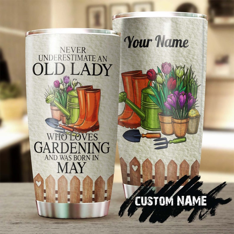 Never Underestimate A Lady Loves Gardening Personalized -gardening Tumbler - Gardener Gift - Gardenh