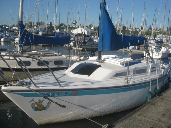 Zippy sitting at the dock in Everett when I picked her up