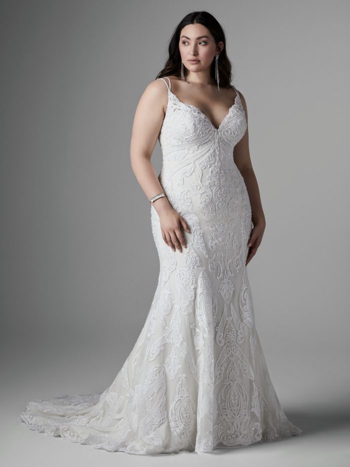 best wedding dress for curves