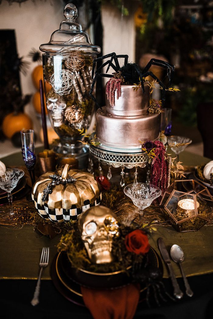 10 Halloween Wedding Ideas for a Gothic Celebration