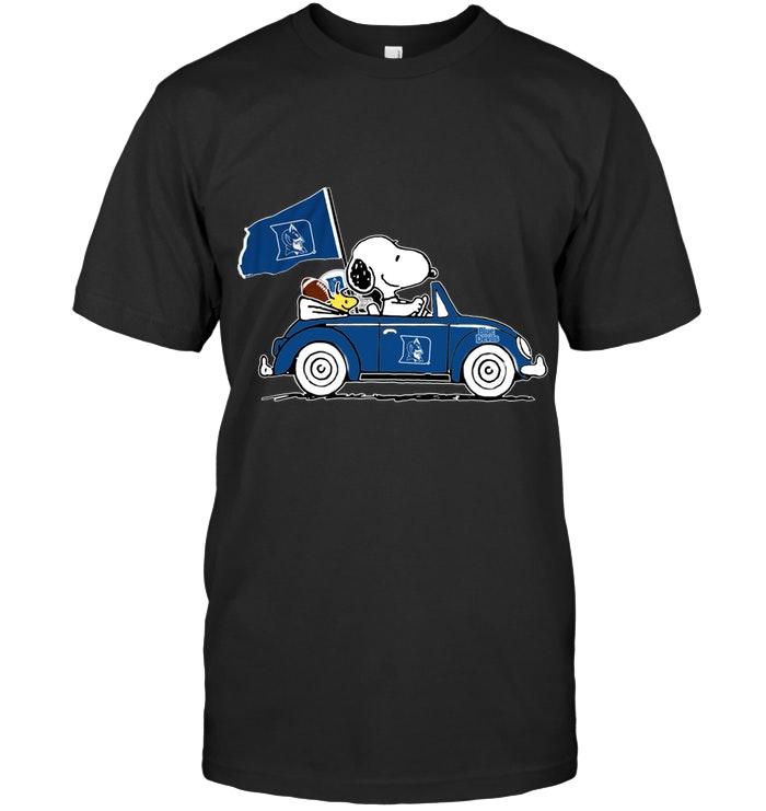 Snoopy Drives Duke Blue Devils Beetle Car Fan T Shirt
