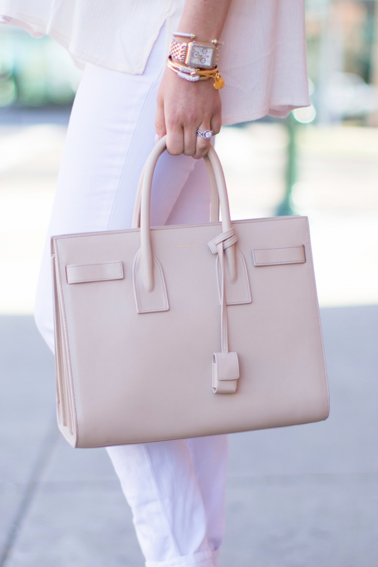 sac de jour nude