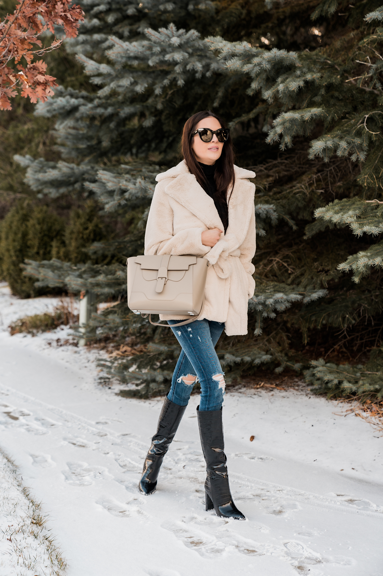 Cozy Coats and Boots... - Rach Parcell