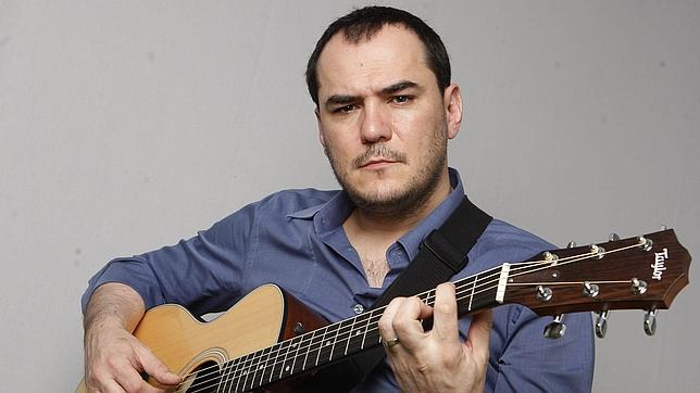 El cantautor español Ismael Serrano presentará "Guitarra & Voz" en el  Teatro - Azul, Buenos Aires - Salidores.com