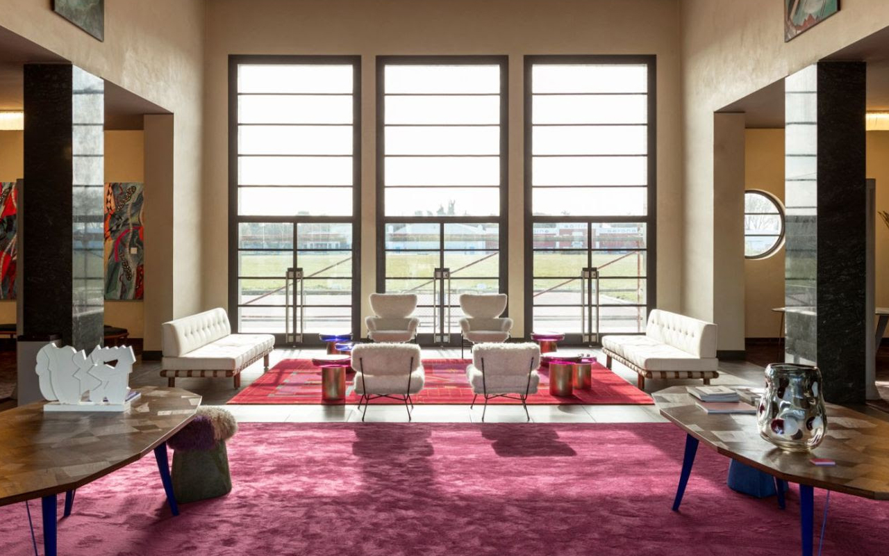 Nilufar at Airport Nicelli